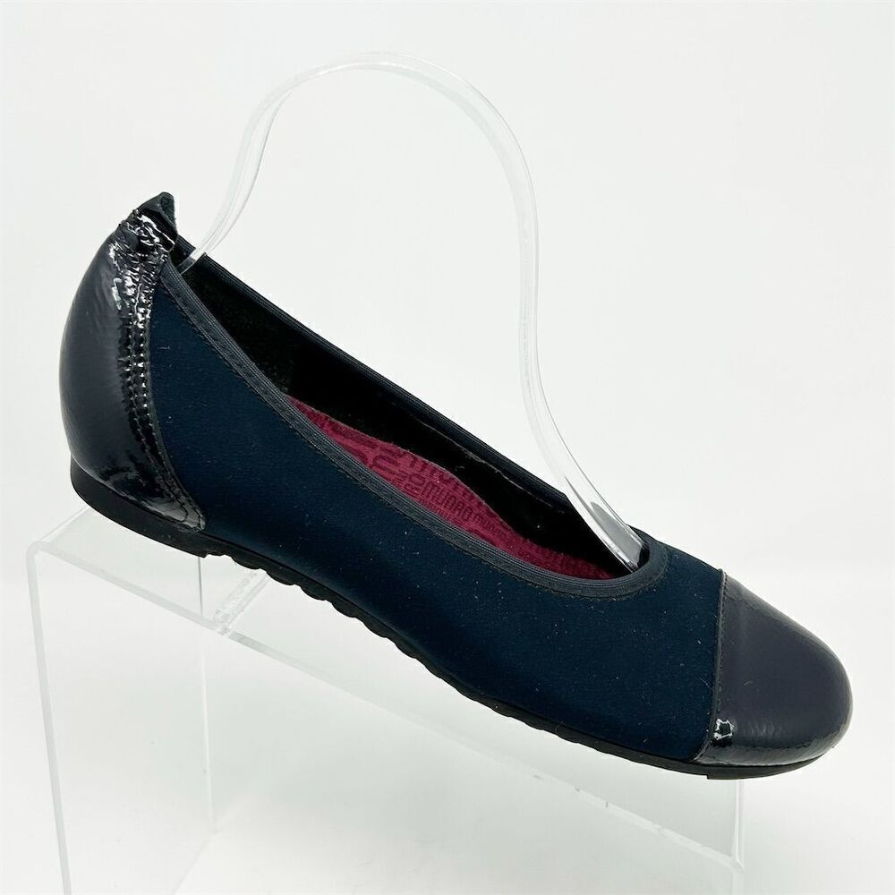 Munro Henlee Women's Navy Blue Cap Toe Ballet Flats Size 8 M Casual